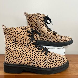 Women’s Pierre Dumas Amora-1 Cheetah Print Combat Boot Side Zip Lace Up Size 10